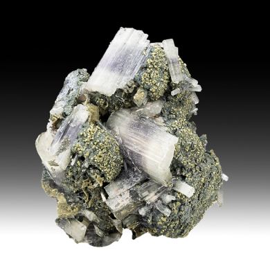 Fluorapatite with Chalcopyrite