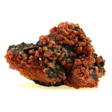 Vanadinite on Quartz + Goethite.