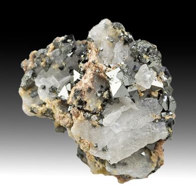 Jacobsite with Calcite