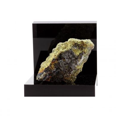 Chalcopyrite, Bornite, Quartz.