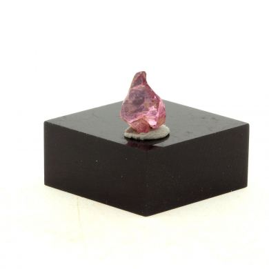 Malaya Garnet. 1.65 ct.