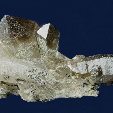 Quartz ( var. Smoky )