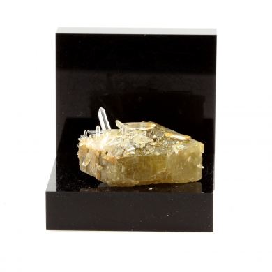 Siderite, Quartz, Pyrite.