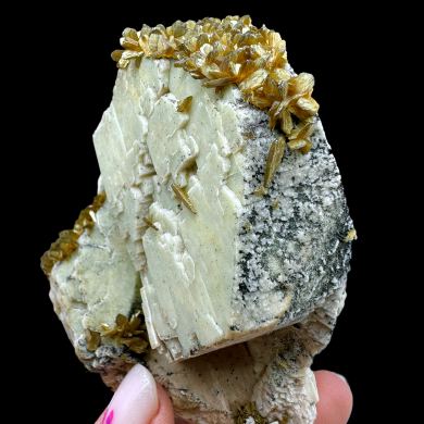 Stilbite, microcline, chlorite POLAND