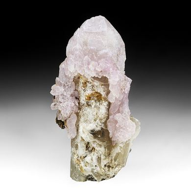 Quartz with Eosphorite