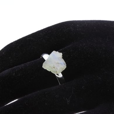 Silver Plated raw Moonstone Ring. 9.64 ct.