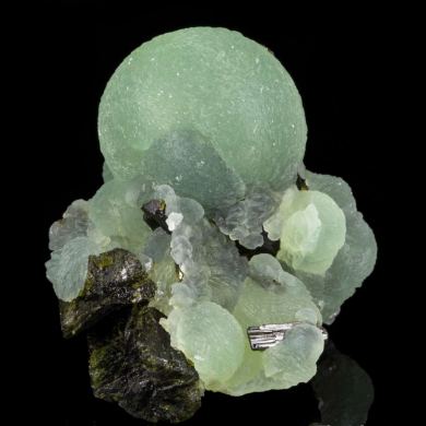 Prehnite on Epidote