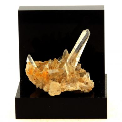 Quartz (Muzo). 46.0 ct.