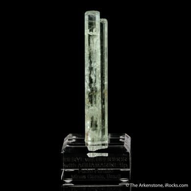 Beryl var. Heliodor with Aquamarine tip