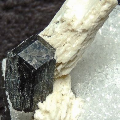 Tourmaline var: Schorl