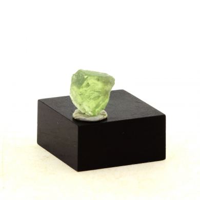 Peridot. 2.96 ct.