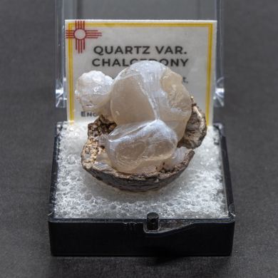 Quartz var. Chalcedony