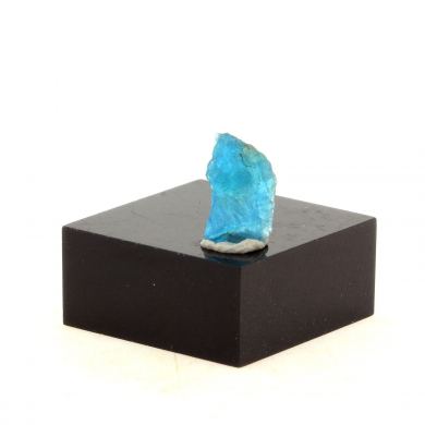 Neon blue Apatite. 1.04 ct.