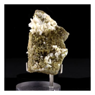 Clinozoisite. 198.5 ct.