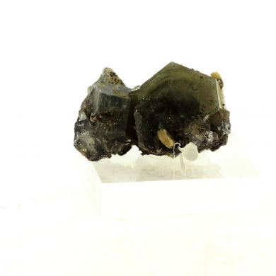 Apatite + Muscovite. 33.05 ct.