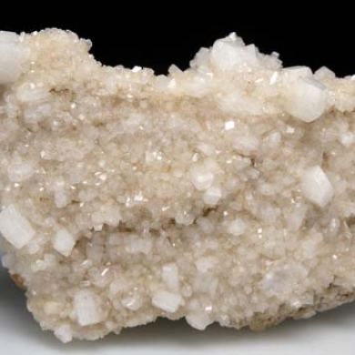 Harmotome on Calcite