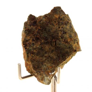 Perovskite + Vesuvianite. 73.5 ct.