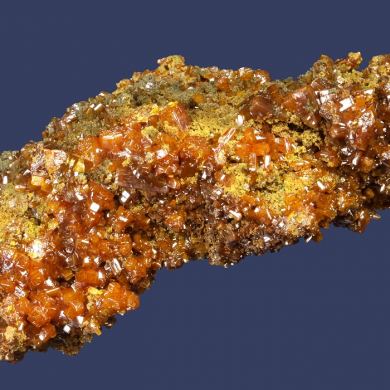 Wulfenite on Mottramite