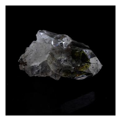 Petroleum Quartz. 3.39 ct.