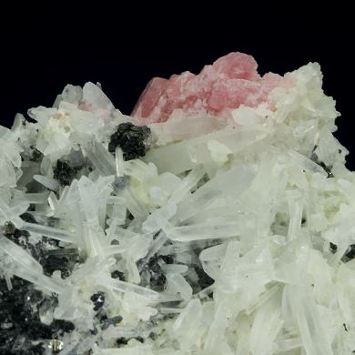 Tetrahedrite and Rhodochrosite on Quartz