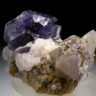 Fluorite with Scheelite