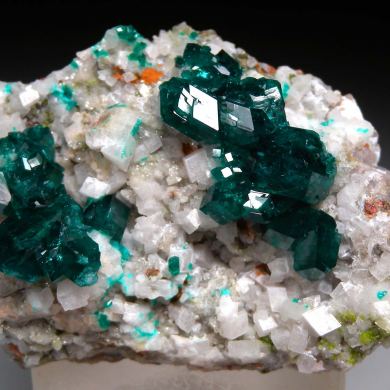 Dioptase on Calcite