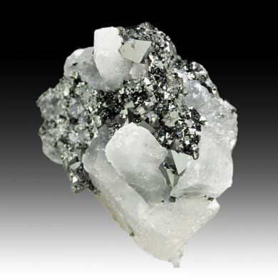 Jacobsite with Calcite