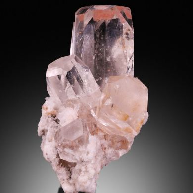 Topaz on Albite with Fluorite and Vaerynynite inclusions