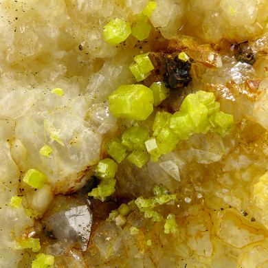 Pyromorphite, calcite UK CLASSIC