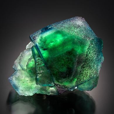 Fluorite (complex crystal)