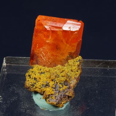 Wulfenite with Mimetite