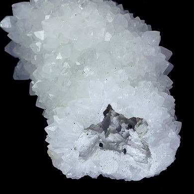 Quartz ( epimorph cast after Anhydrite? )