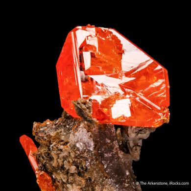 Wulfenite on Calcite