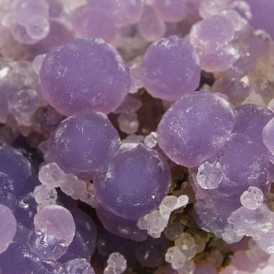 Quartz / (variety - Chalcedony) / (variety - Agate) / (Grape Chalcedony / Grape Agate)