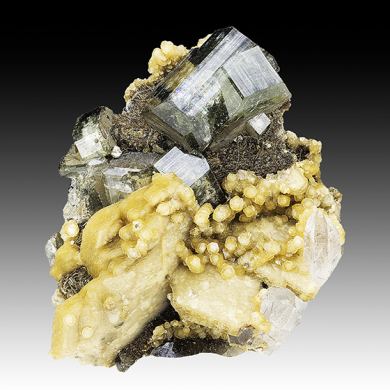 Fluorapatite with Siderite, Quartz