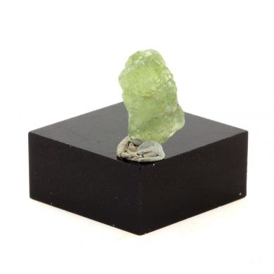 Peridot. 2.99 ct.