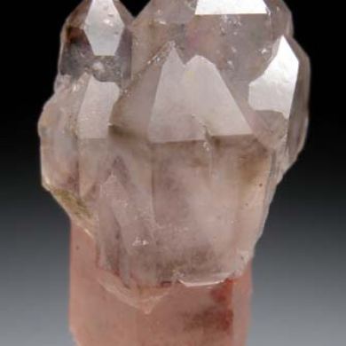 Quartz scepter with Hematite