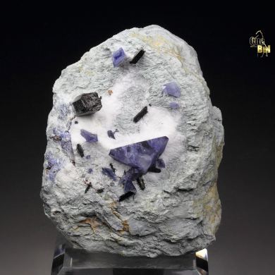 BENITOITE, NEPTUNITE