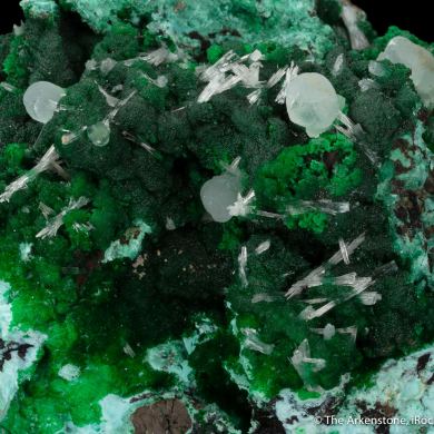 Conichalcite, Chrysocolla, Smithsonite and Aragonite