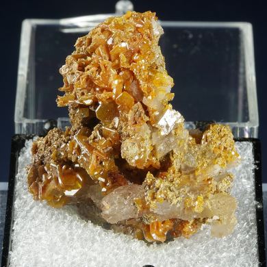 Wulfenite with Calcite