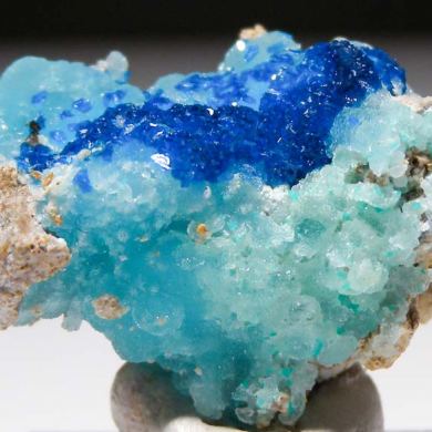 Veszelyite on Hemimorphite