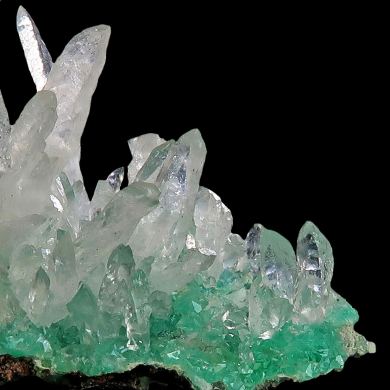 Aragonite on Cuprian Adamite