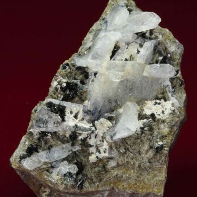 Whitlockite with Arrojadite (KFe), Kulanite, Nahpoite and Quartz