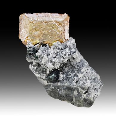 Wulfenite