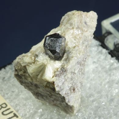 Rutile on Pyrophyllite