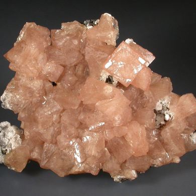 Olmiite with Oyelite and Calcite