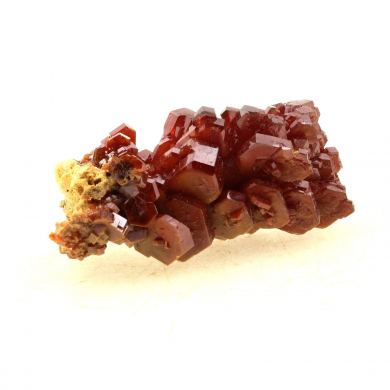 Vanadinite. 88.5 ct.