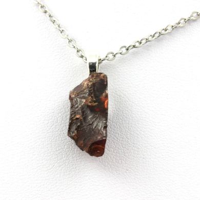 Raw Rhodolite Garnet Necklace. 20.02 ct.