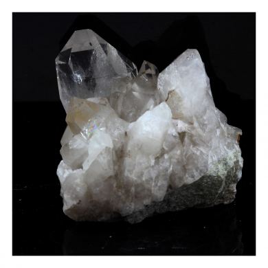 Quartz. 186.0 ct.