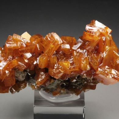 WULFENITE